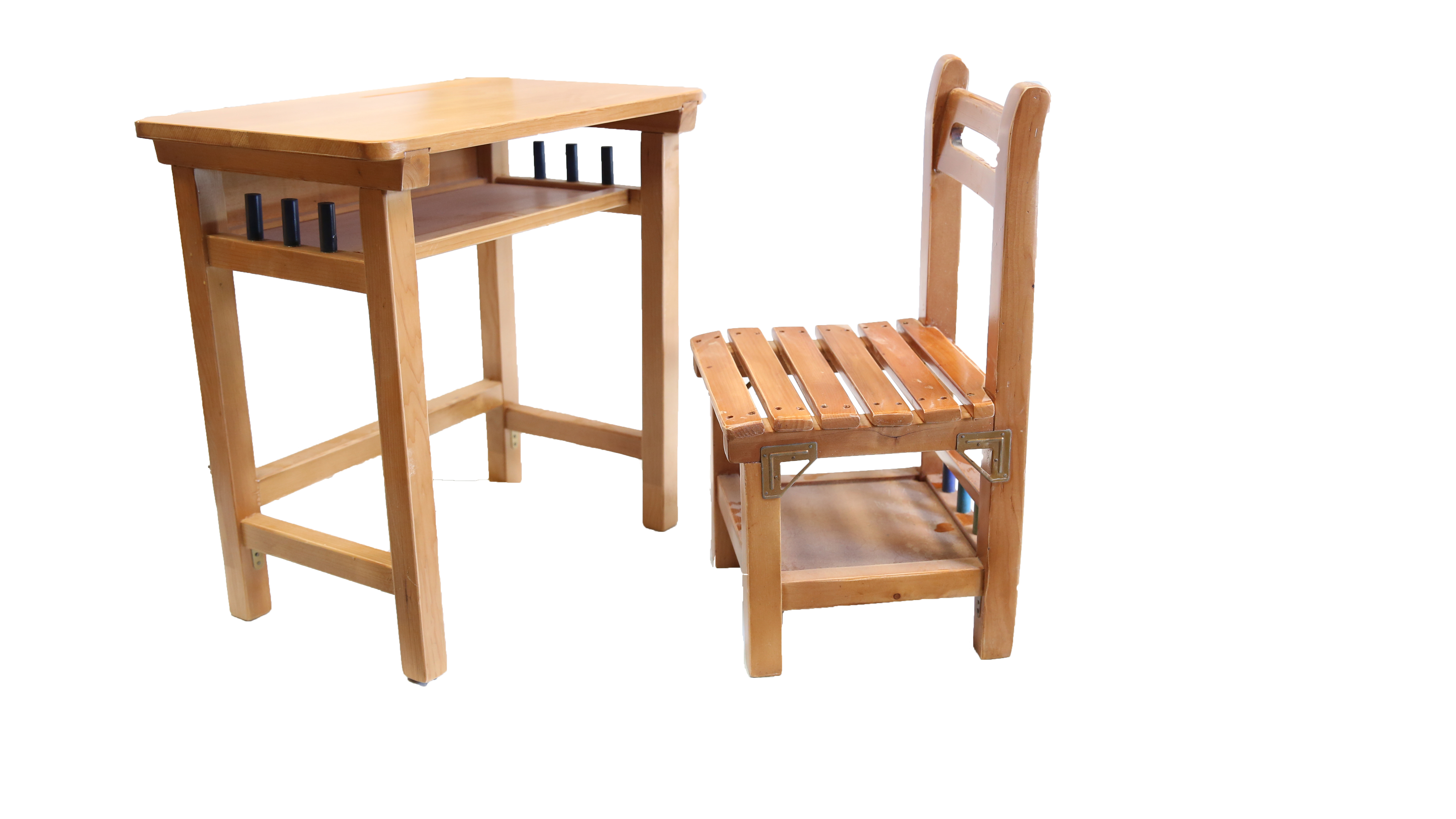 新型課桌
新型課椅